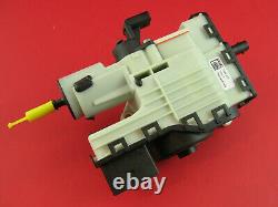 Brand NEW Genuine OEM Bosch Sprinter / Mercedes / Volkswagen DEF Pump 2010 -2017