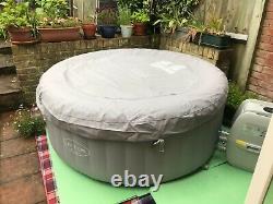 Lay Z Spa St Lucia hot tub for 2-3 ppl only used once extras included