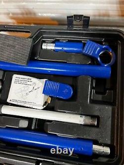 WorkSmart 4 Ton Hydraulic Maintenance Repair Kit Pump, Jack, Attachments